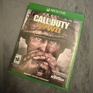 Call of Duty: WWII for Xbox One - Green Case